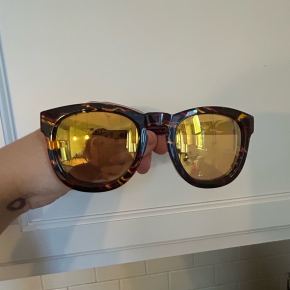 RARE - Picture 3 of 4